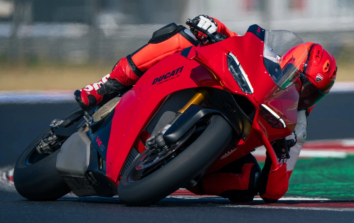 Ducati 1100 Panigale V4 S 2027 - 13