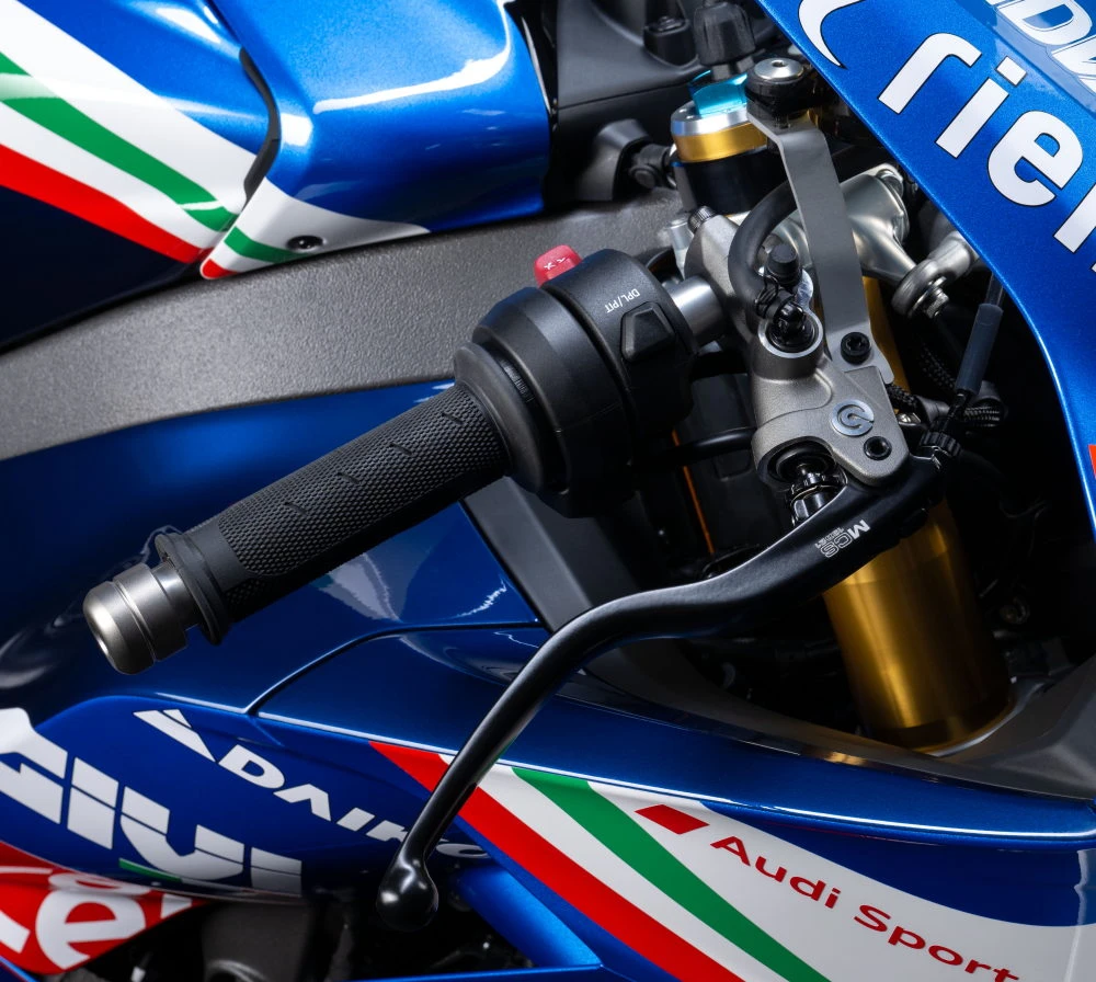 Ducati 1100 Panigale V4 Tricolore Italia 2025 - 8