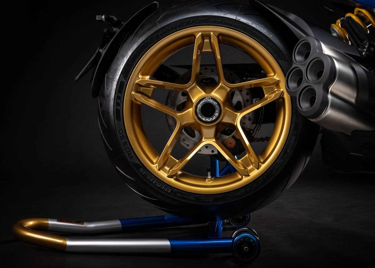 Ducati 1160 XDiavel V4 Collezione 100 2026 - 12