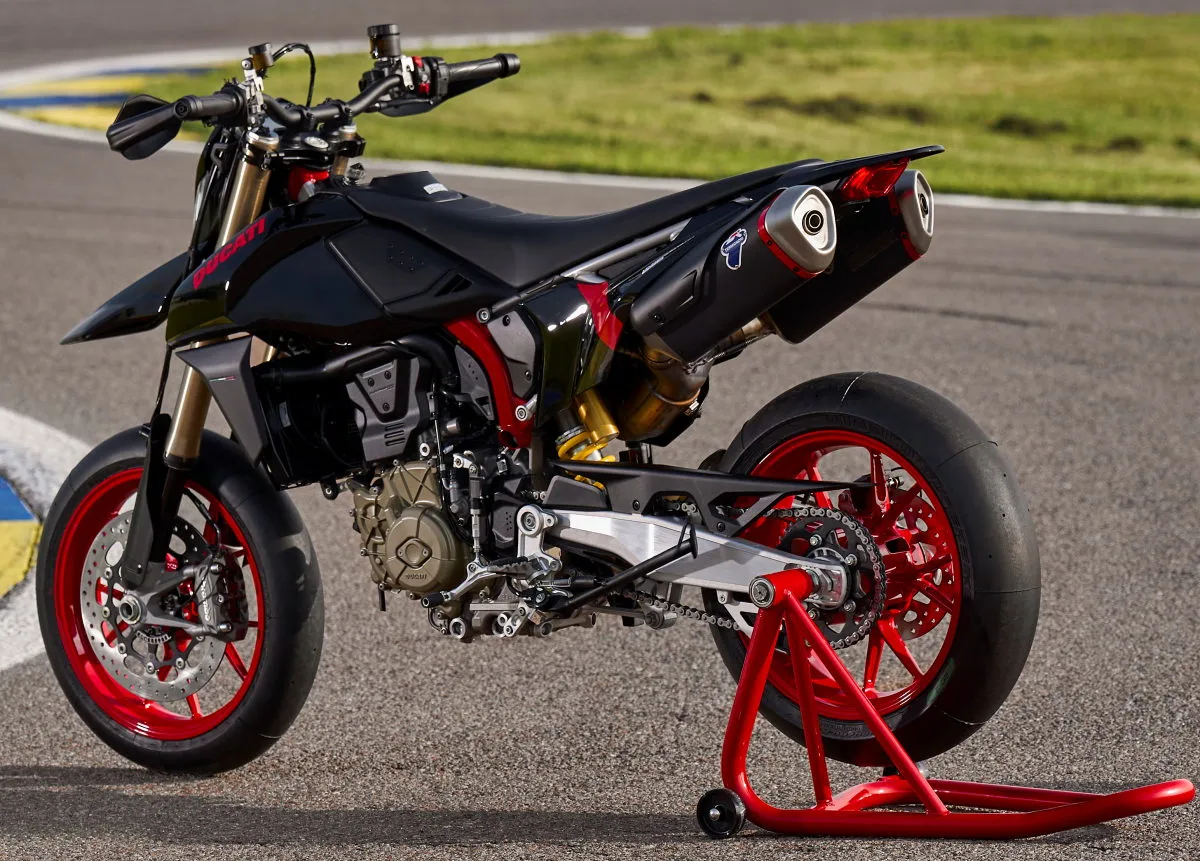 Ducati 698 Hypermotard Mono Nera 2026 - 7