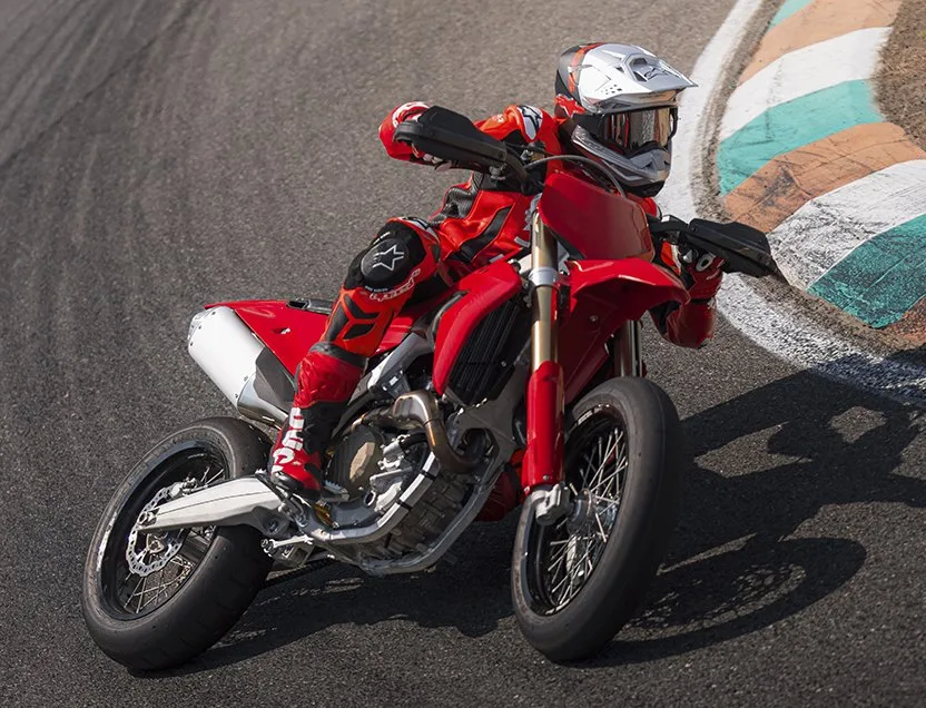 Ducati Desmo450 Sm 2027 - 18