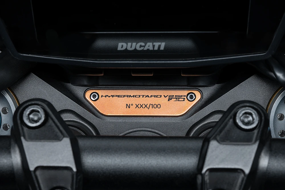 Ducati Hypermotard V2 SP Collezione 100 2026 - 1