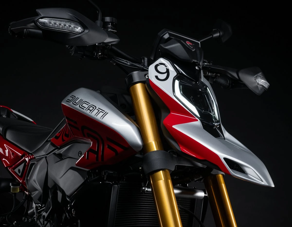 Ducati Hypermotard V2 SP Collezione 100 2026 - 3