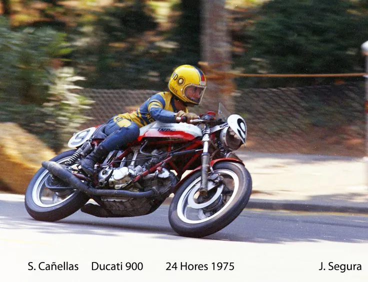 Ducati Hypermotard V2 SP Collezione 100 2026 - 4