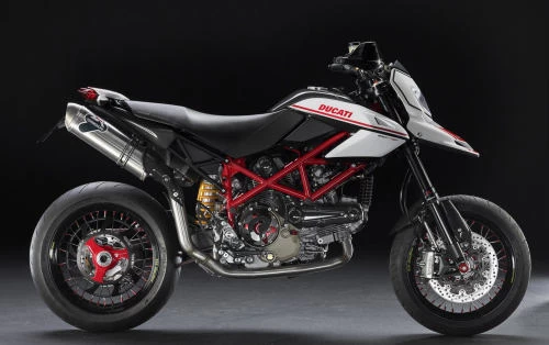 Photo de profil de la HM 1100 HYPERMOTARD evo SP 2010 en couleur blanc