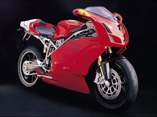 Profile photo of 999 R 2004 in color not defined.