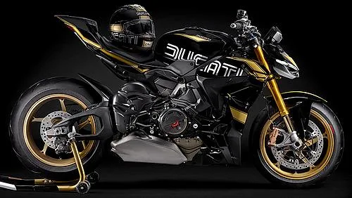 Profile photo of 1100 Streetfighter V4 S Collezione 100 2026 in color yellow / black.