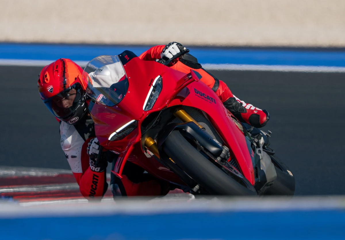 Ducati 1100 Panigale V4 2027 - 1