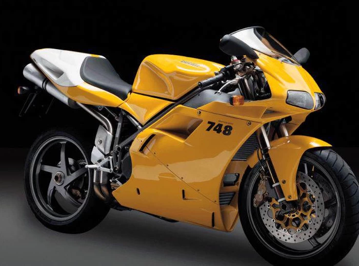 Ducati 748 S 2000 - Motorcycle specifications, reviews, photos, used