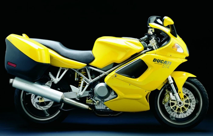 ドゥカティ　ST4   916cc Ducati ST4 916 2000 - Motorcycle specifications, reviews, photos