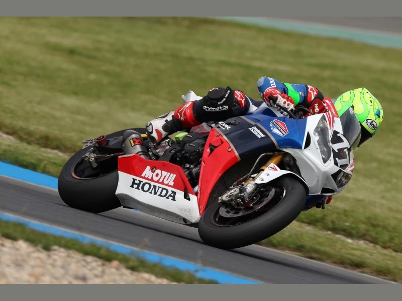 Motos et Equipes
