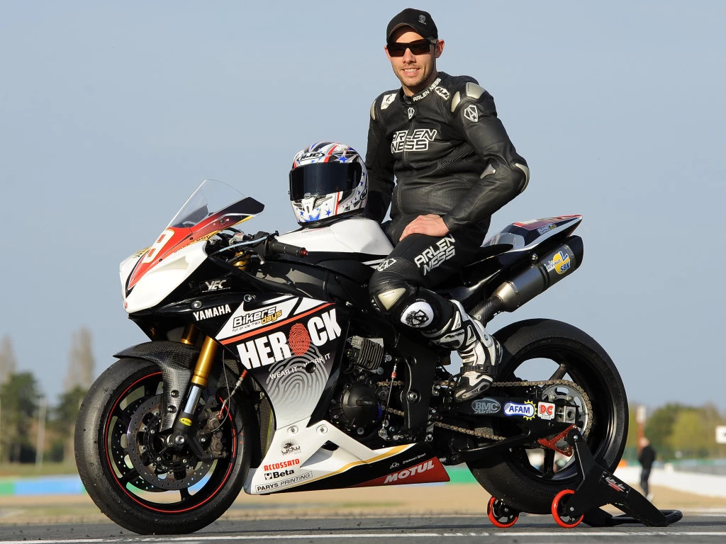 Motos et Equipes
