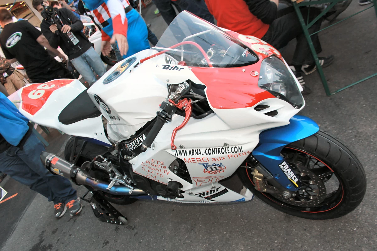 Les motos