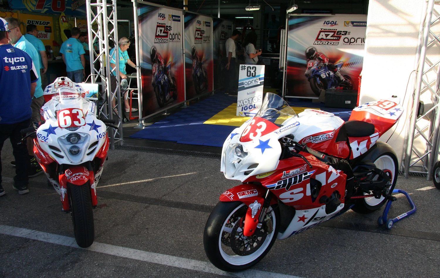 Coté stand