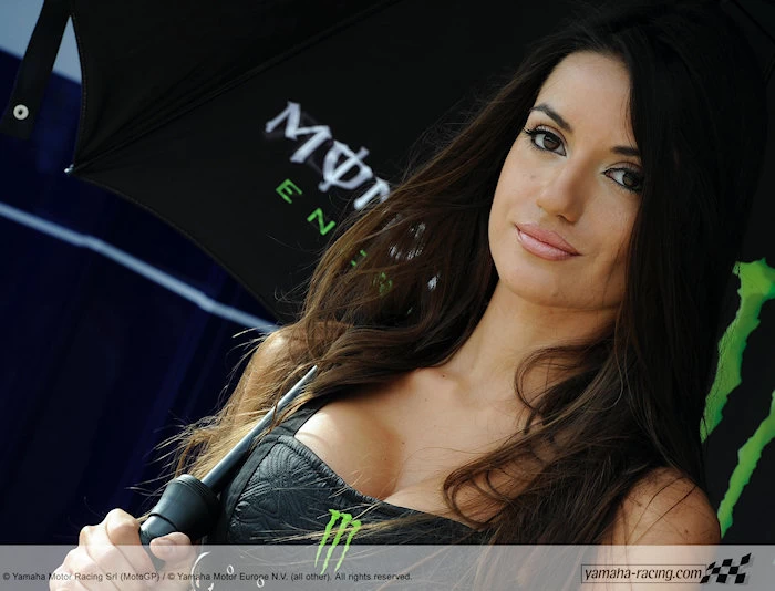 MotoGP 2010 Aragon girls
