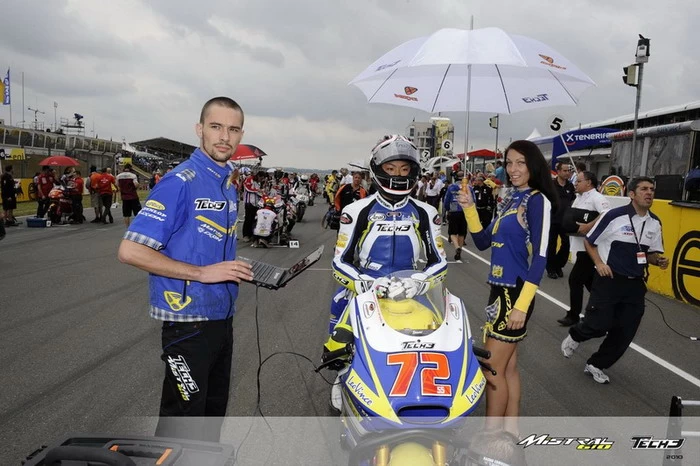 MotoGP 2010 Catalunya girls