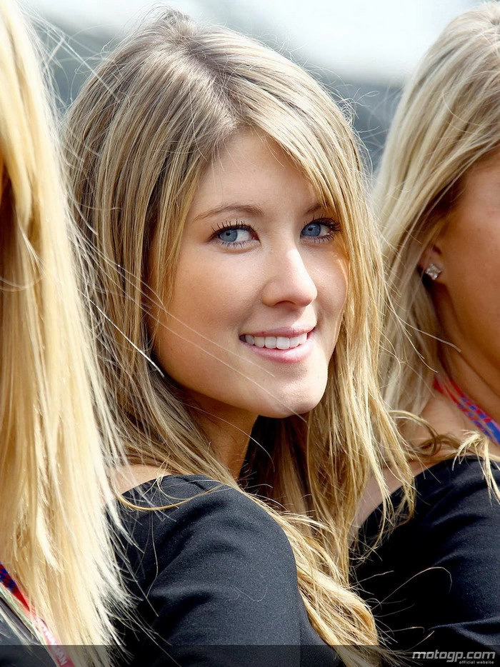 MotoGP 2010 Philip Island girls