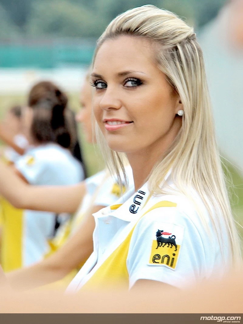MotoGP 2010 Sachsenring girls