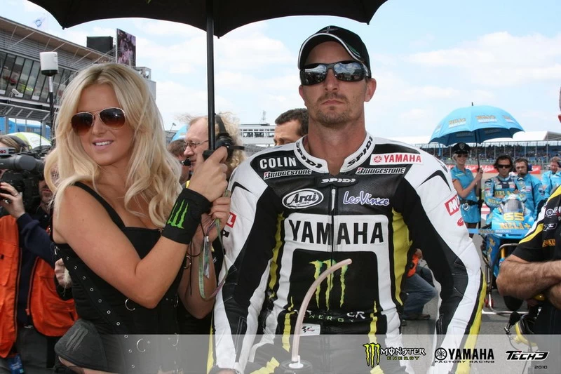 MotoGP 2010 Silverstone girls