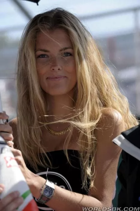 Superbike 2010 Nurburgring girls