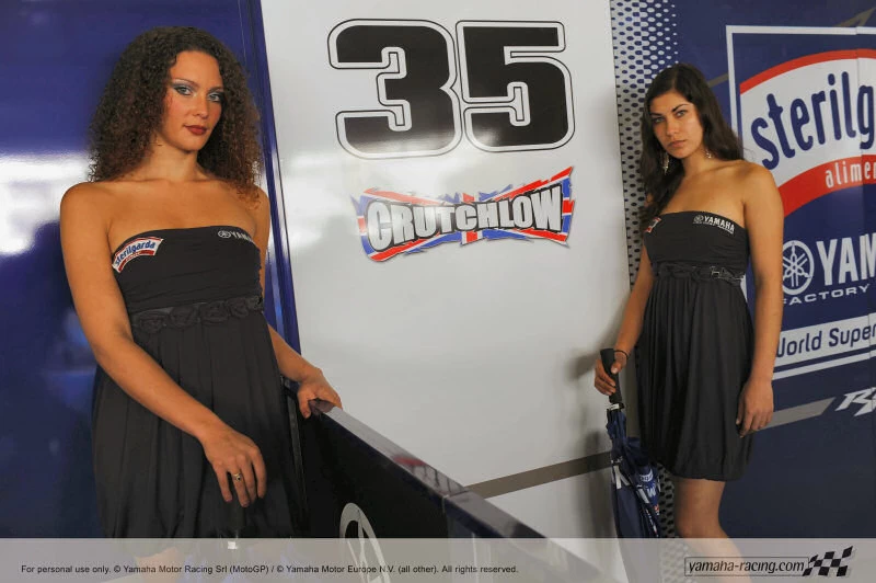 Superbike 2010 Portimao girls