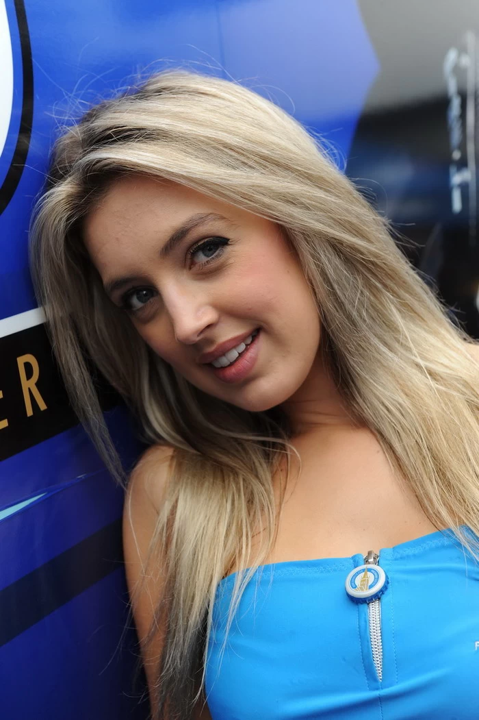 Superbike 2010 Silverstone girls | image 9
