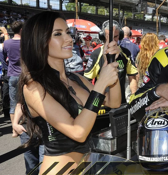MotoGP 2011 Indianapolis girls