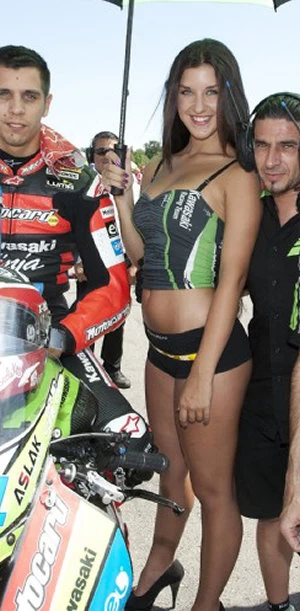 Superbike 2011 Brno girls