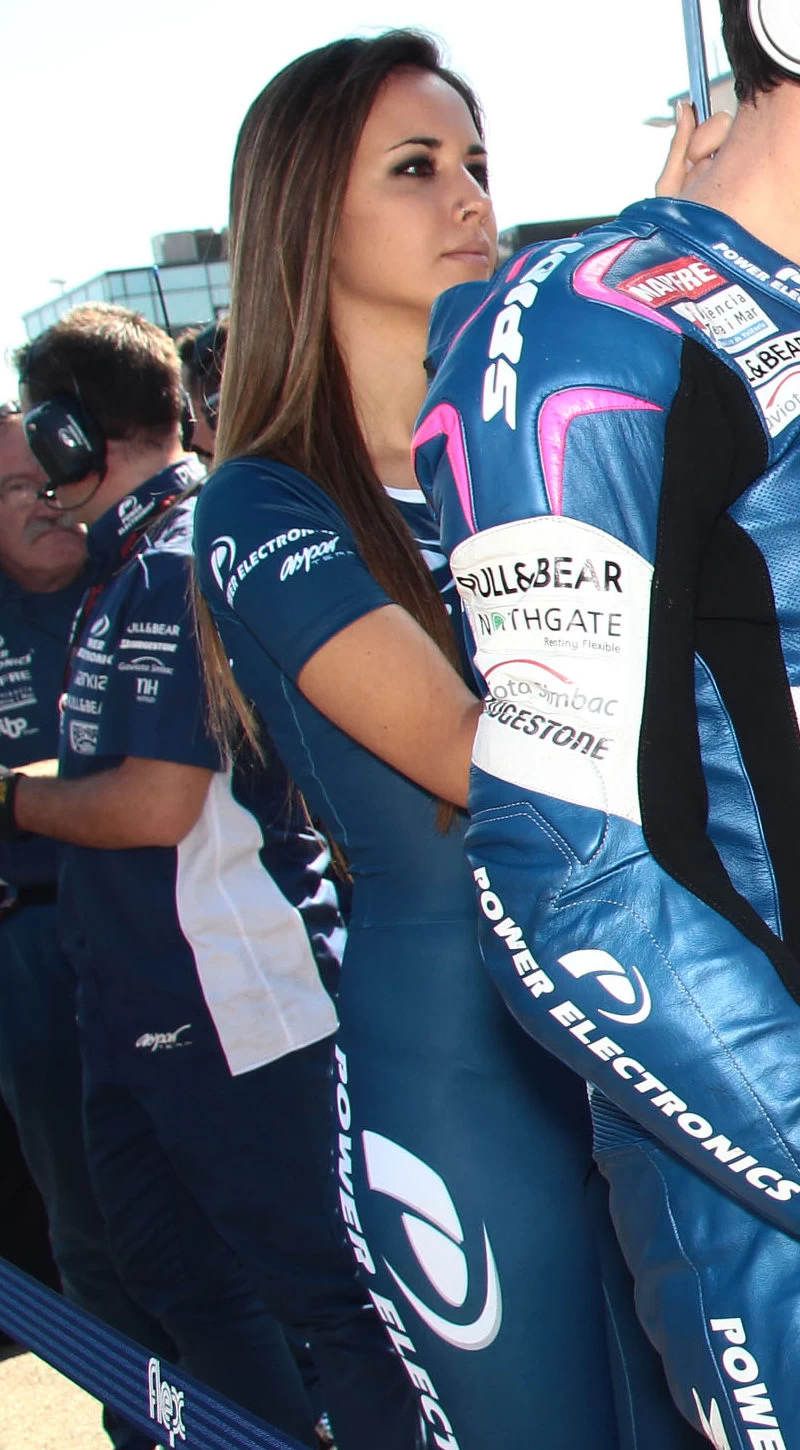MotoGP 2012 Aragon girls