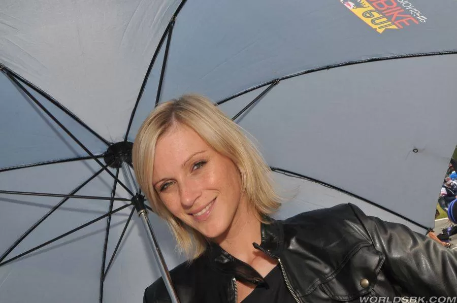 Superbike 2012 Brno girls