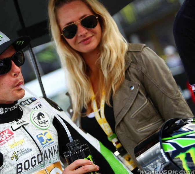 Superbike 2012 Brno girls