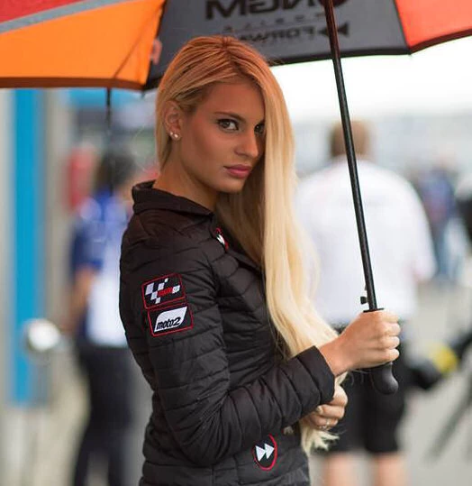 Galerie photos des grid girls du MotoGP - Manche Assen 2014