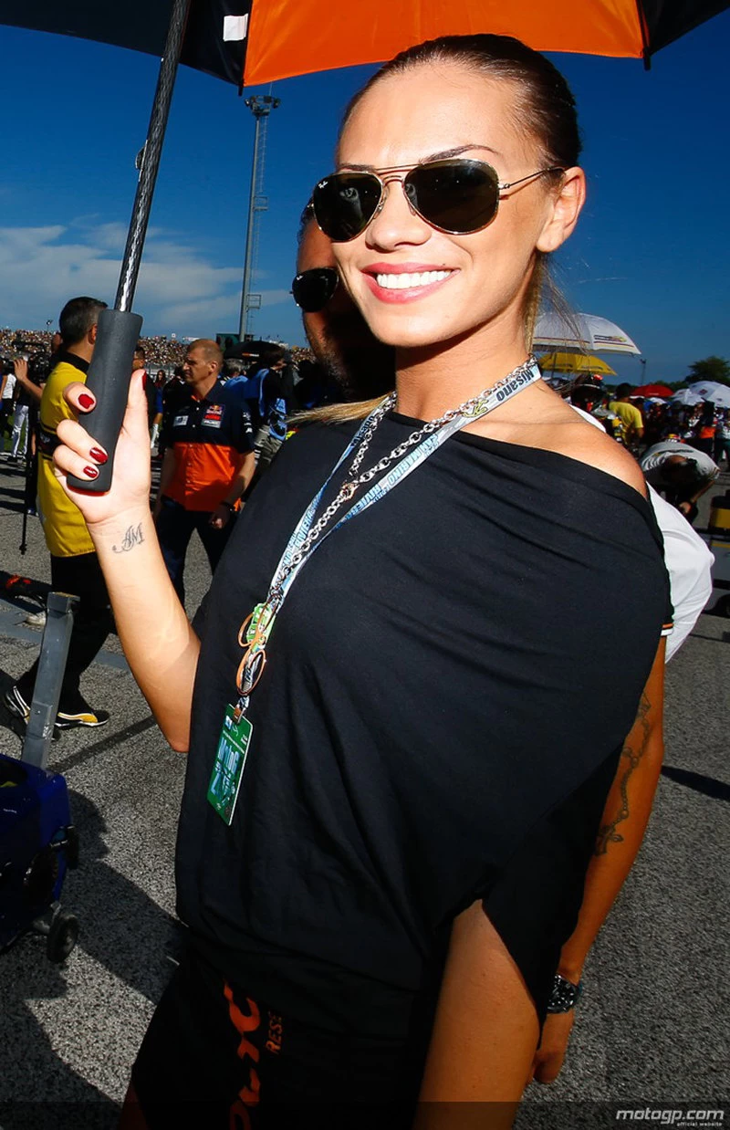 Galerie photos des grid girls du MotoGP - Manche San Marin à Misano 2014