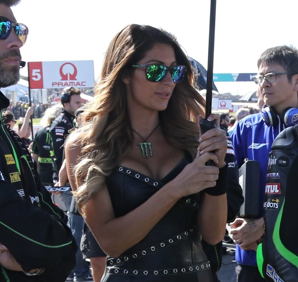 Galerie photos des grid girls du MotoGP - Manche Philip Island 2015
