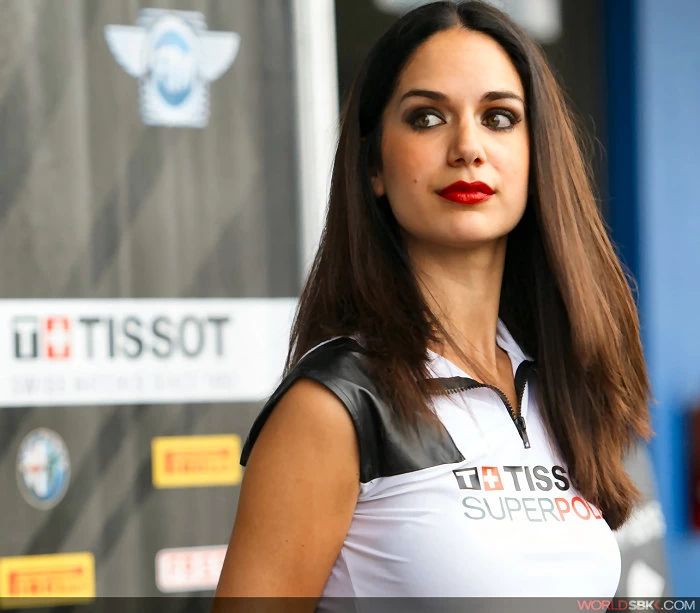 Galerie photos des grid girls du Superbike - Manche Thailande 2015