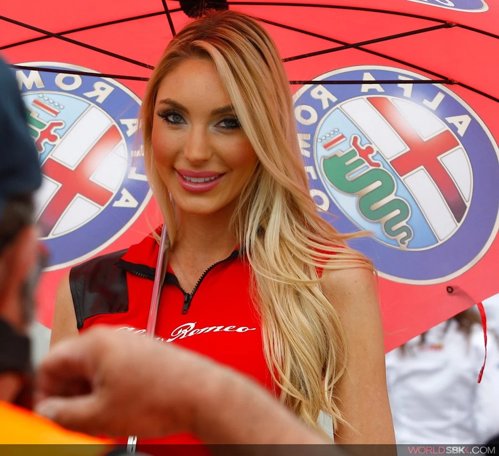 Galerie photos des grid girls du Superbike - Manche Laguna Seca 2015