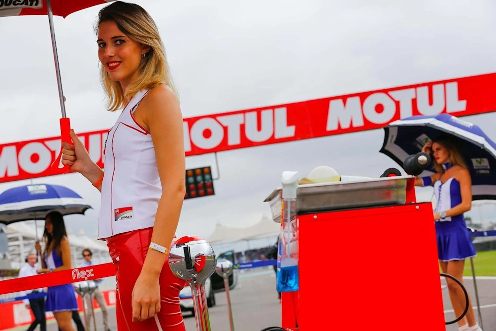 Les filles du paddock 2016