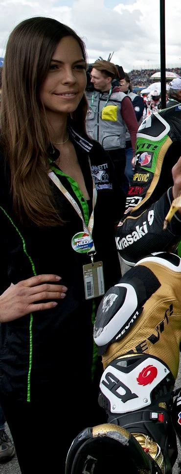 Galerie photos des grid girls du Superbike - Manche Assen 2016