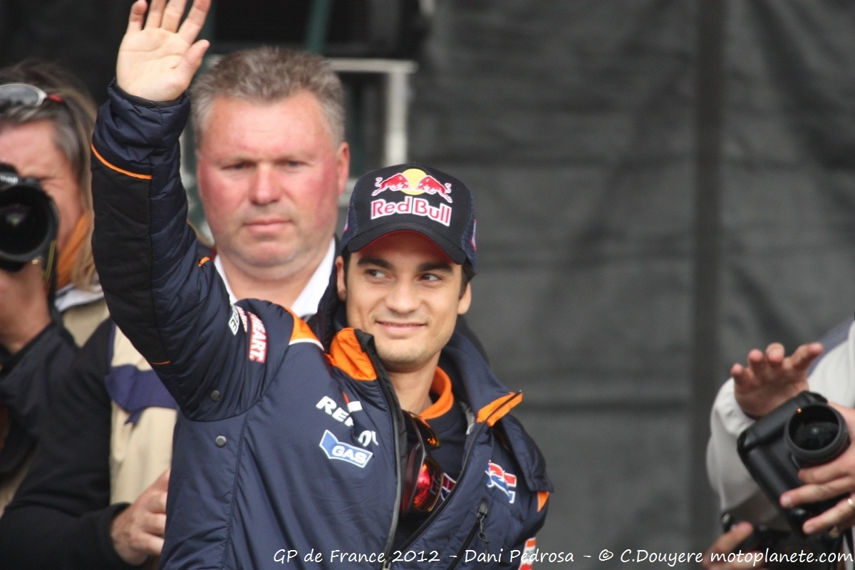 Paddock Pilotes et Girls | image 3