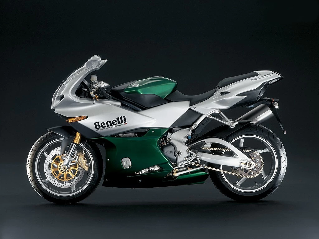 TORNADO 900 | image 1