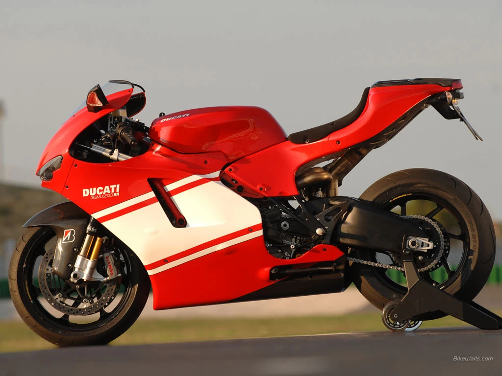 DESMOCEDICI 1000 RR