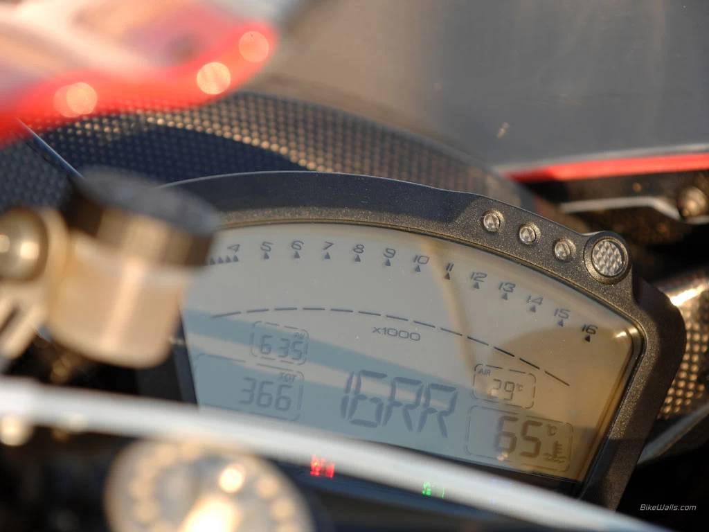 DESMOCEDICI 1000 RR | image 31