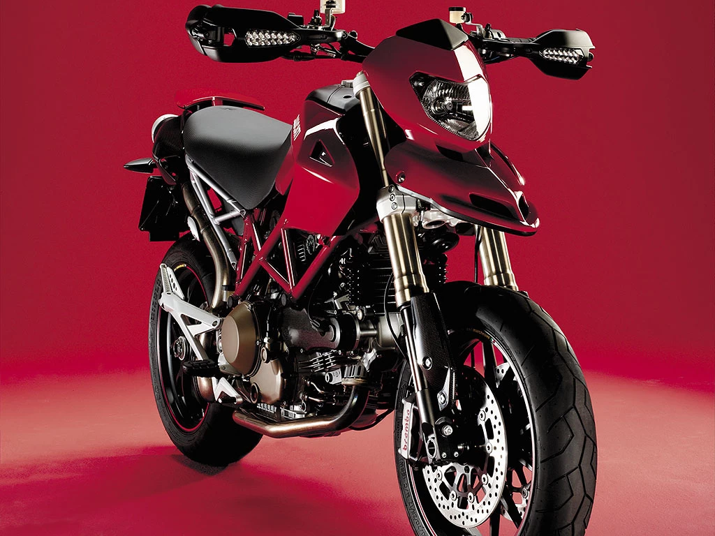 HYPERMOTARDS