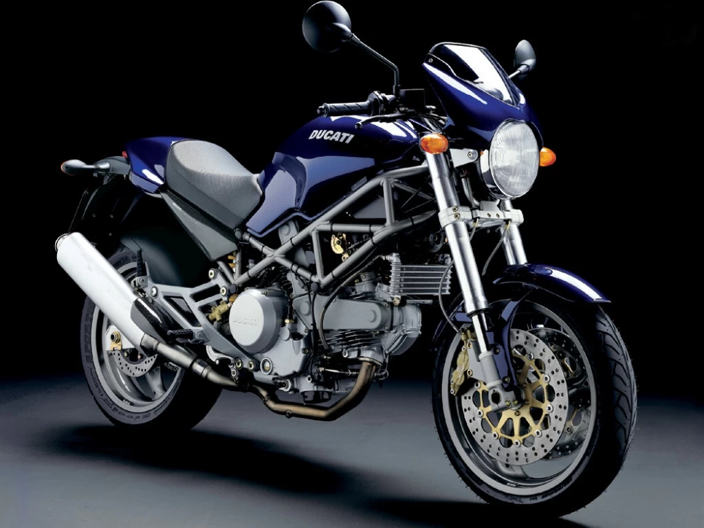 MONSTER 900