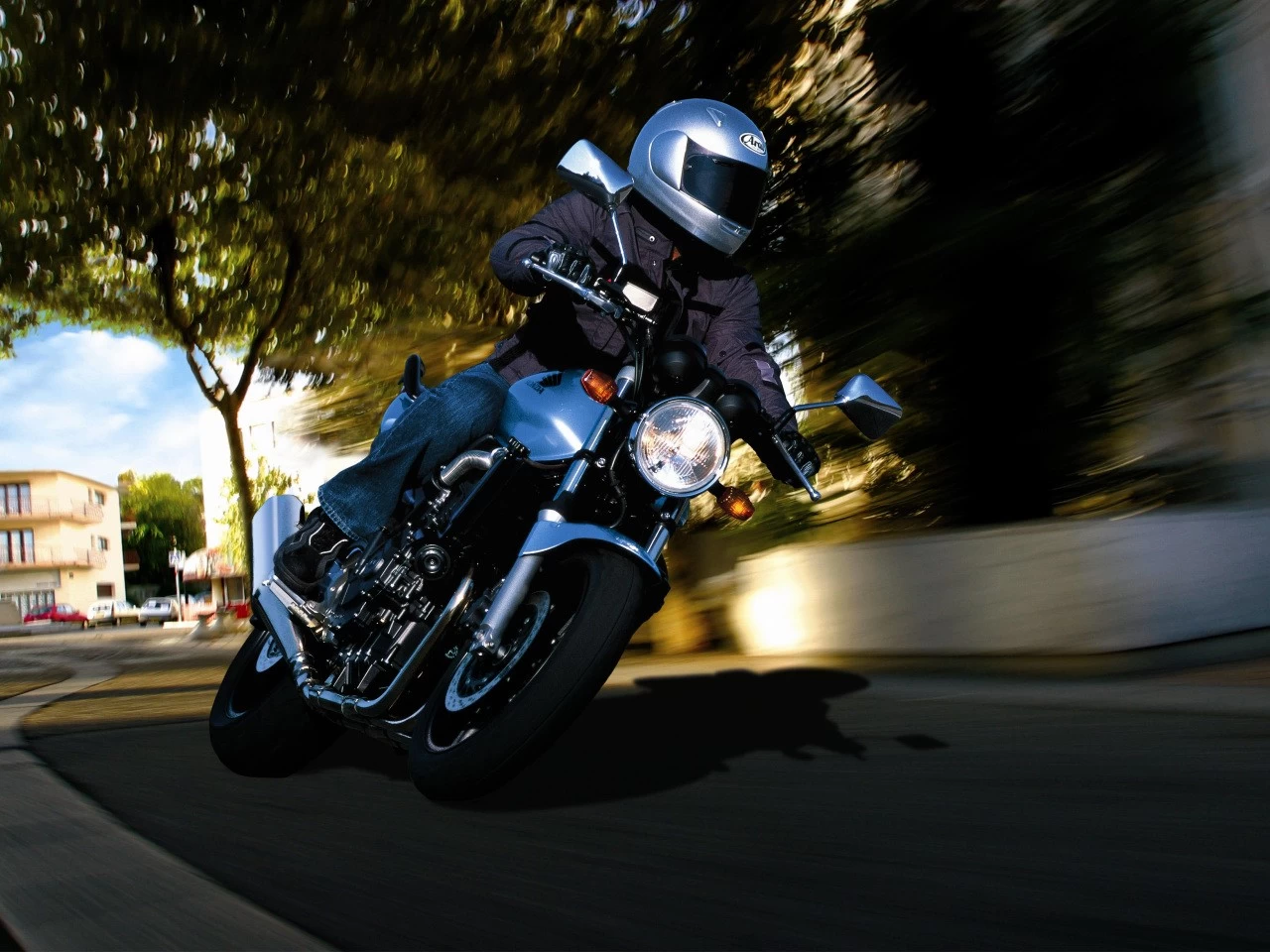 CBF 600