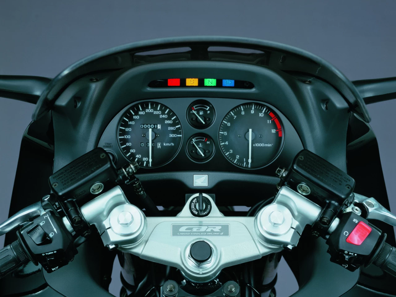 CBR 1000 F | image 6