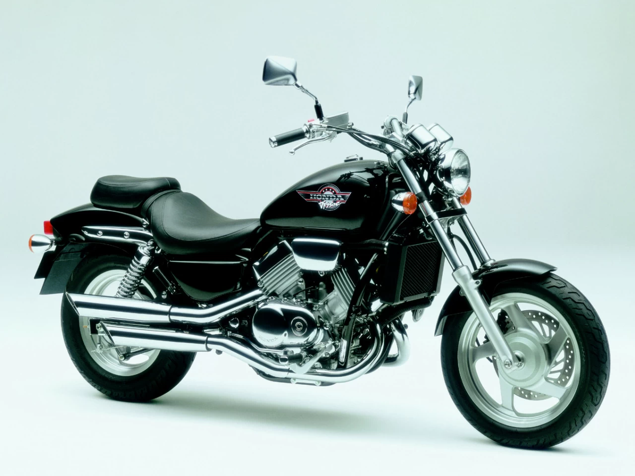 VF 750 C
