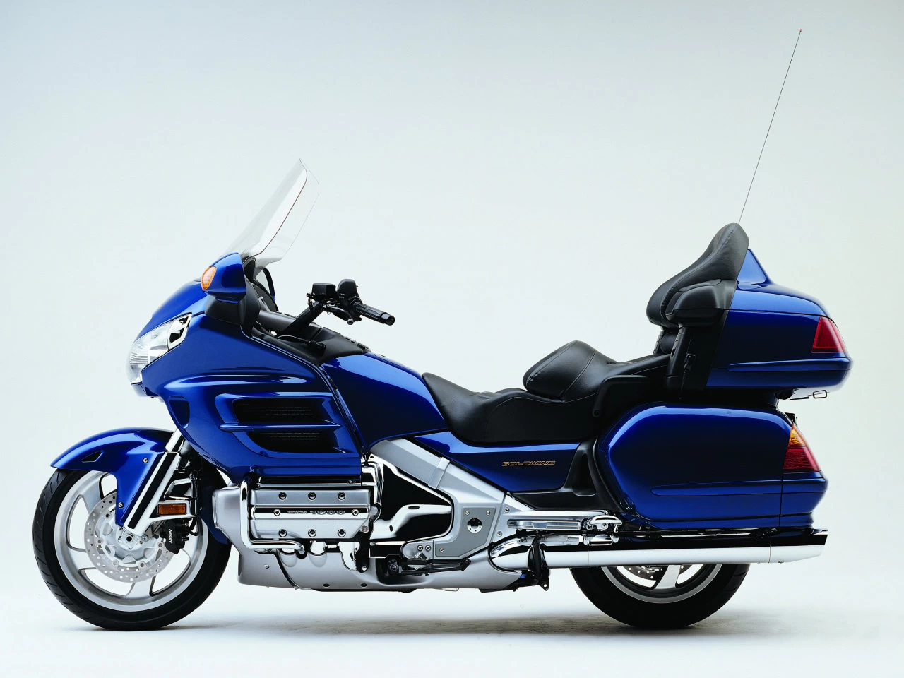 GOLDWING | image 73
