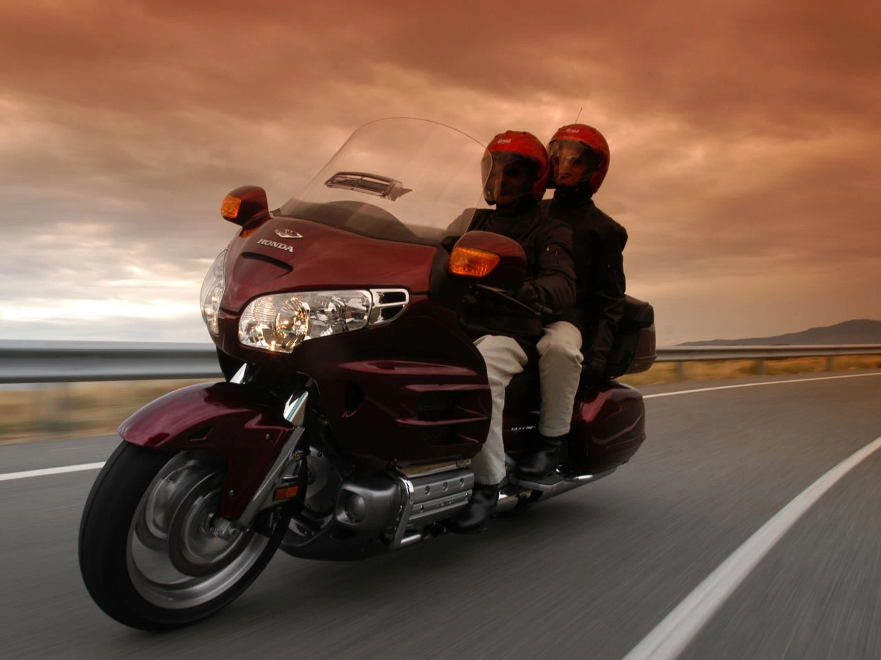GOLDWING | image 32