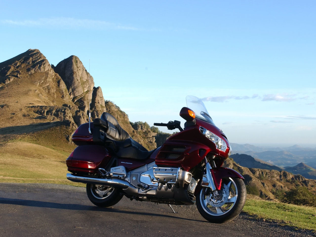 GOLDWING | image 56